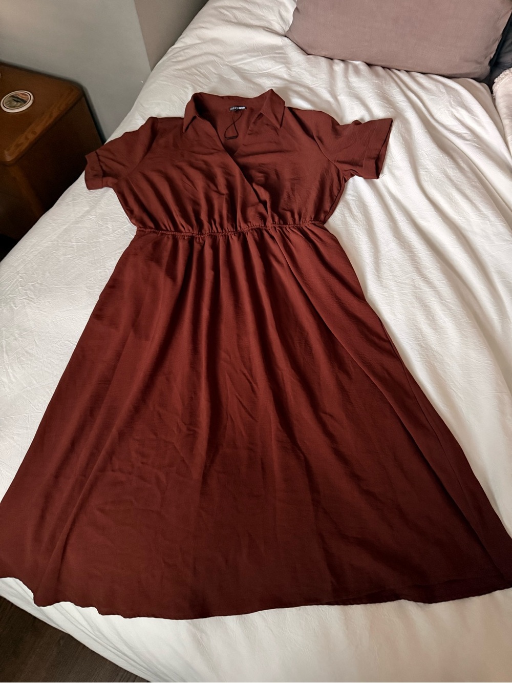 Fashion Nova Short-Sleeve Collared Midi Dress in Rust Brown
